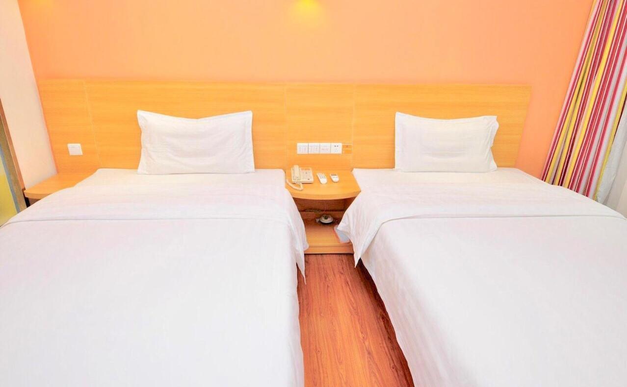 7Days Inn Guangzhou Tianhe Yantang Yue Ken Road Dış mekan fotoğraf