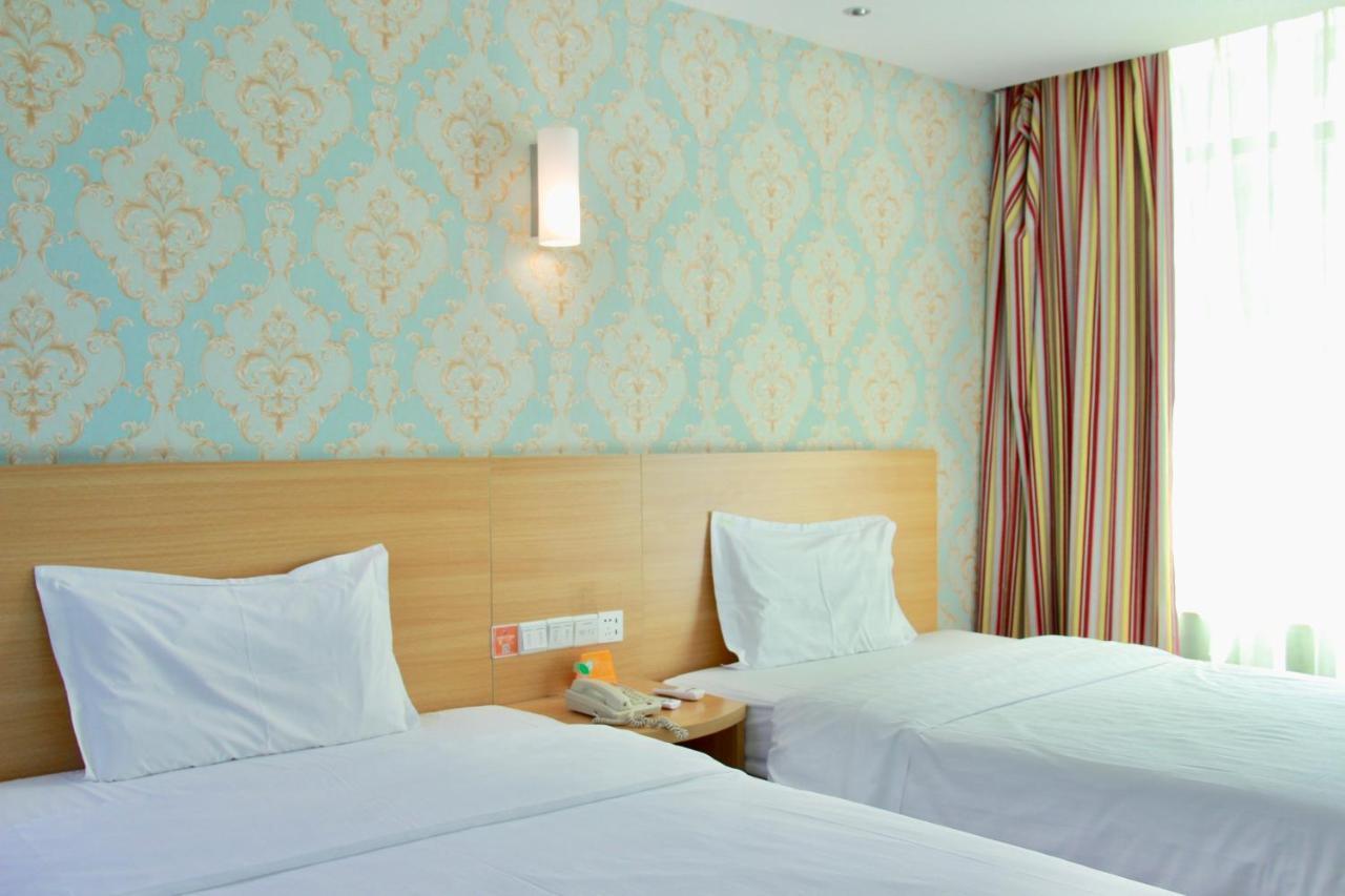 7Days Inn Guangzhou Tianhe Yantang Yue Ken Road Dış mekan fotoğraf