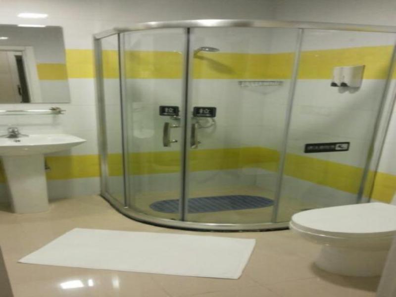 7Days Inn Guangzhou Tianhe Yantang Yue Ken Road Dış mekan fotoğraf